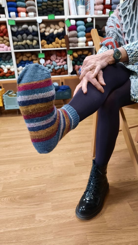 Quelle laine choisir pour tricoter des chaussettes ?